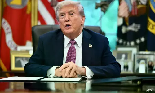 Trump Administration Scraps Puerto Rico Solar Projects as Grid Fails