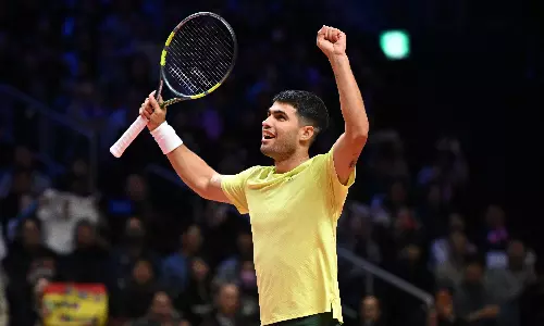 Alcaraz Beats Sinner in Sold-out South Korea Exhibition Match Alcaraz Beats Sinner in Sold-out South Korea Exhibition Match