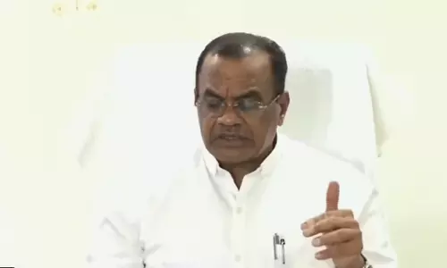 R&B Minister Komatireddy: All Measures Taken to Prevent Traffic Snarls on Hyd-Vij Highway