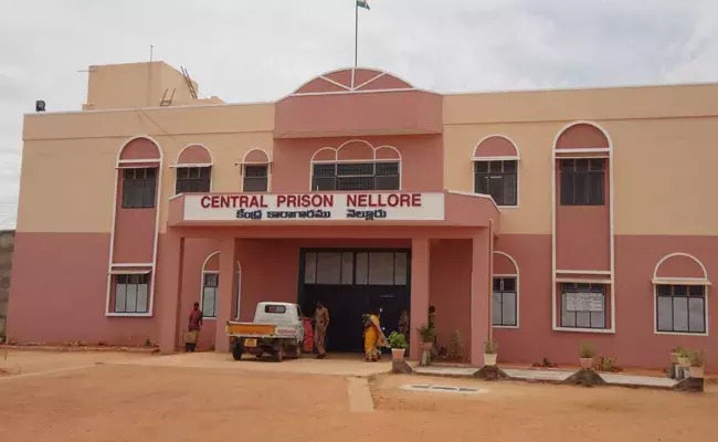 Life Convict Escapes Nellore Open Jail