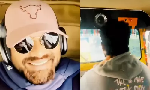 Manchu Manoj Takes an Auto Ride After Car Breaks Down, Wins Hearts Online Manchu Manoj Takes an Auto Ride After Car Breaks Down, Wins Hearts Online