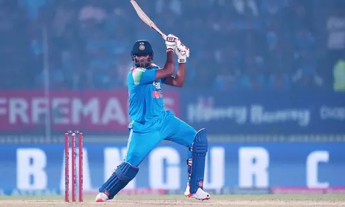 India Edge Past New Zealand To Clinch Thrilling Opener In Vadodara