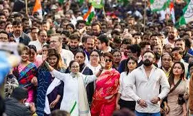 Bharat Bhushan | Round One To Mamata In Poll-eve Tussle In Bengal Bharat Bhushan | Round One To Mamata In Poll-eve Tussle In Bengal