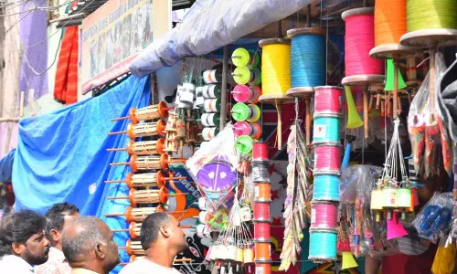 Chinese Manja Trader Arrested