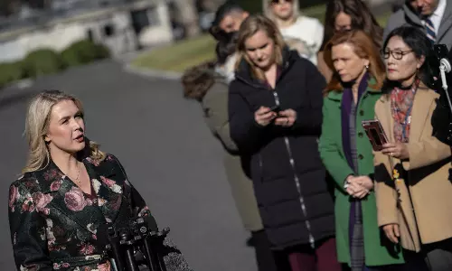 White House: Trump Keeps All Options Open on Iran Amid Protests