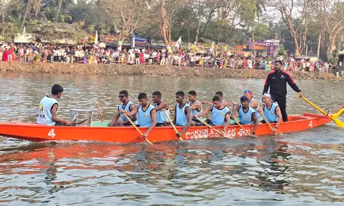 Jangareddygudem, Eluru Teams Clinch Titles in Sir Arthur Cotton Boat Races
