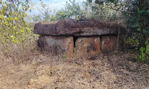3,000 Years Old Rare Human Statues Found In Mulugu