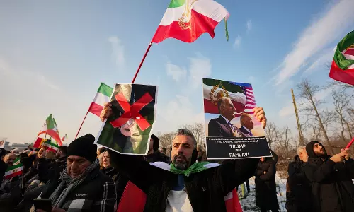 Kashmiri Parents Urge Government for Immediate Evacuation of Students from Iran