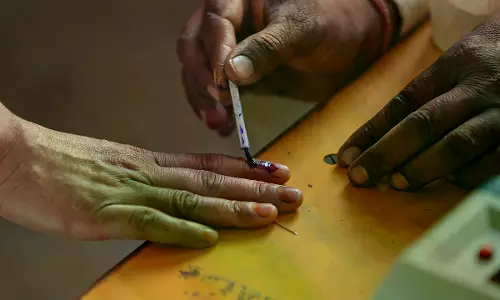 BMC Polls: Videos Of Indelible Ink Getting Wiped Off Go Viral