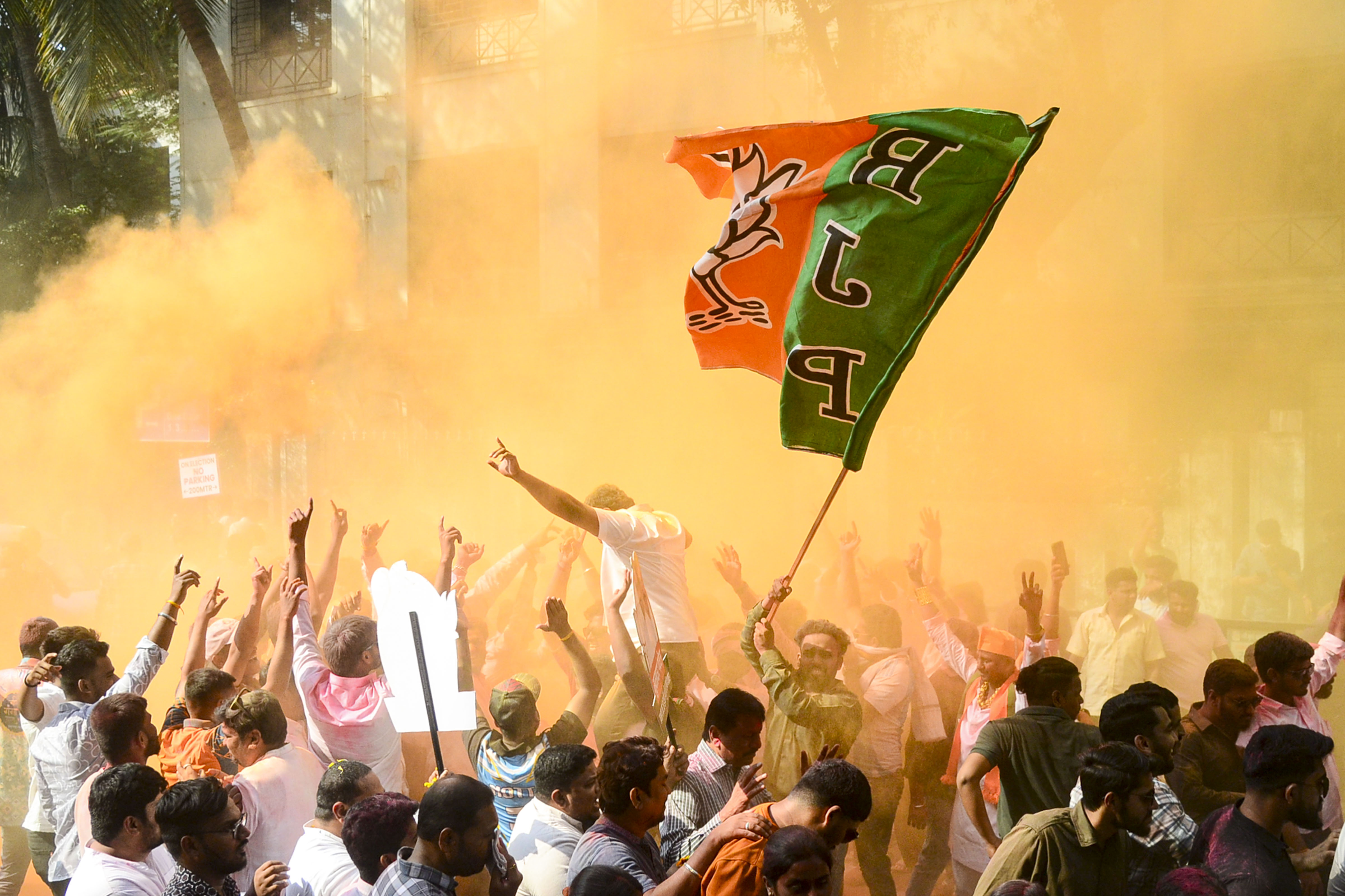 BJP Sweeps Mumbai Civic Polls, Becomes Largest Party in BMC