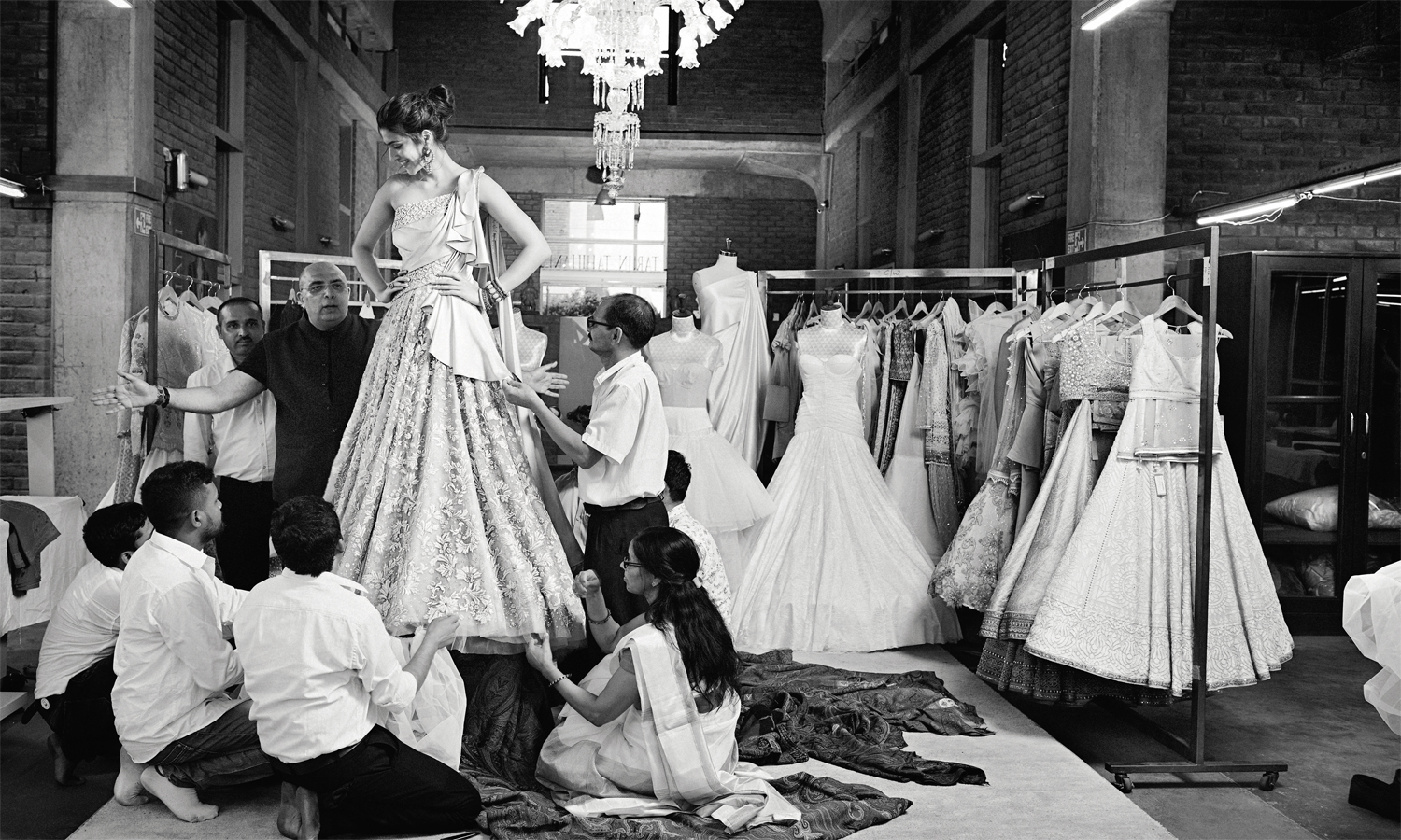 Tarun Tahiliani Celebrates Indian Fashion's Timeless Essence