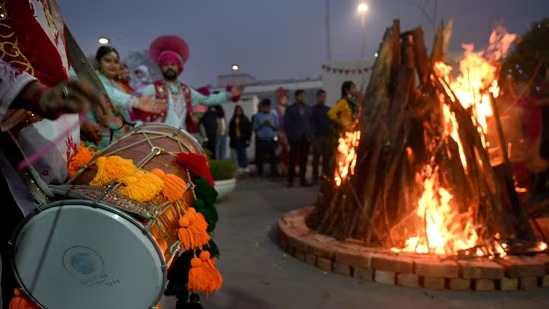 Punjabis Celebrate Lohri Festival in Hyderabad