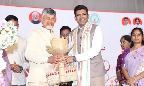 SARAS Mela in Guntur Draws 12 Lakh Visitors