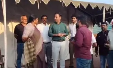 Seethakka Reviews Arrangements for Cabinet Meeting in Medaram