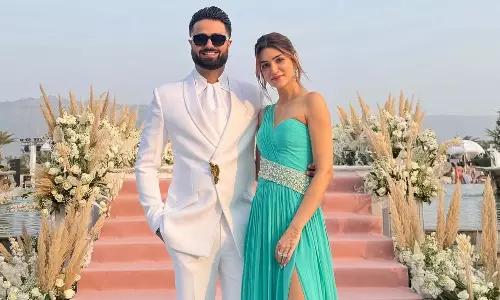 Rumoured Couple Kriti Sanon–Kabir Wow Fans at Nupur’s Wedding