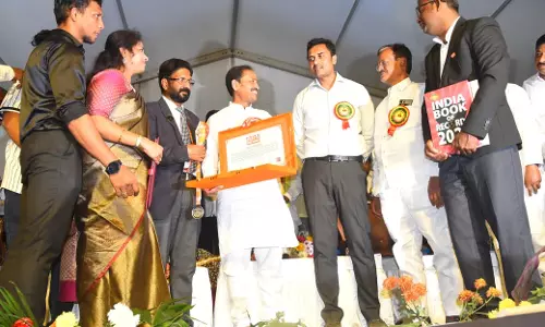 Katarupalli: Mass Recitation of Vemana Verses Sets Asia Record