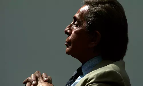 The Last Emperor of Fashion: Valentino Garavani Dies in Rome at 93