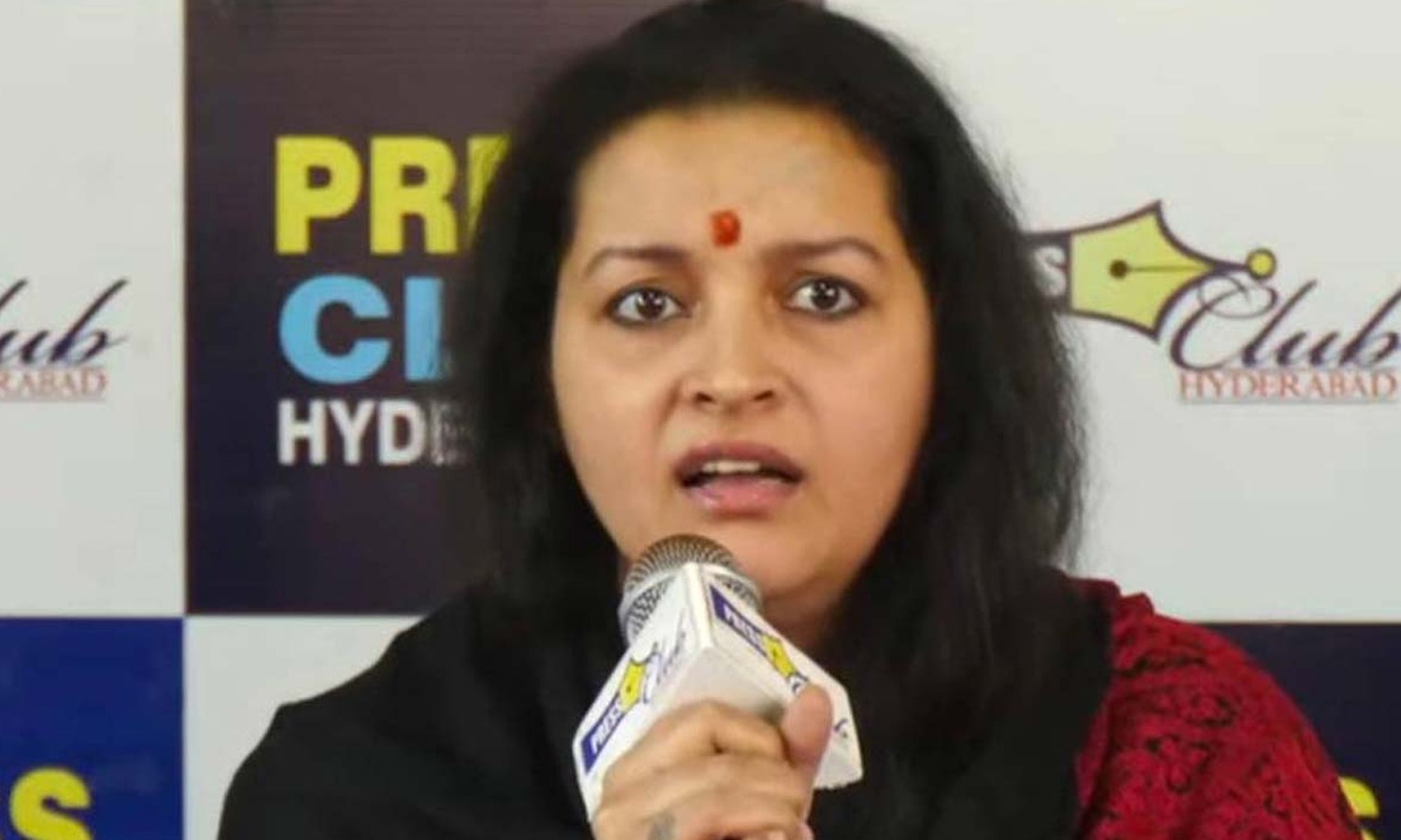 Renu Desai Addresses Trolling After Press Conference