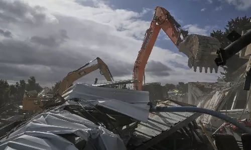 Israel Initiates Demolition of UNRWA Headquarters in East Jerusalem