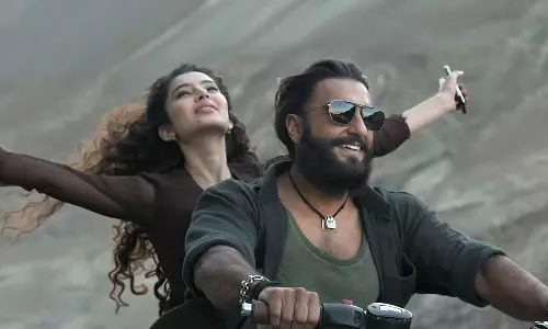 Sara Arjun Breaks Silence on 20-Year Age Gap With Ranveer Singh in Dhurandhar