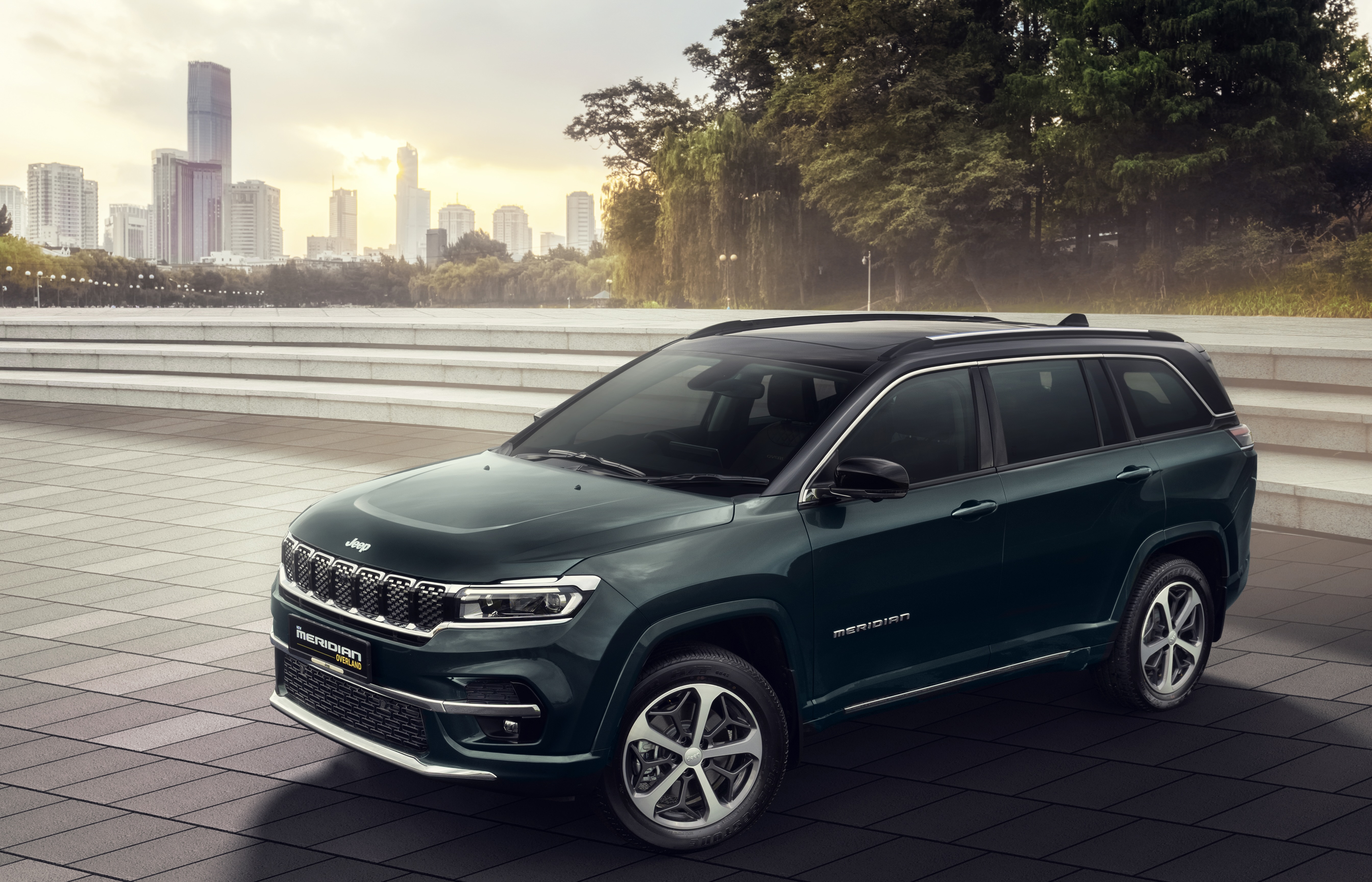 Jeep Meridian Introduces Sliding 2nd-Row Seats