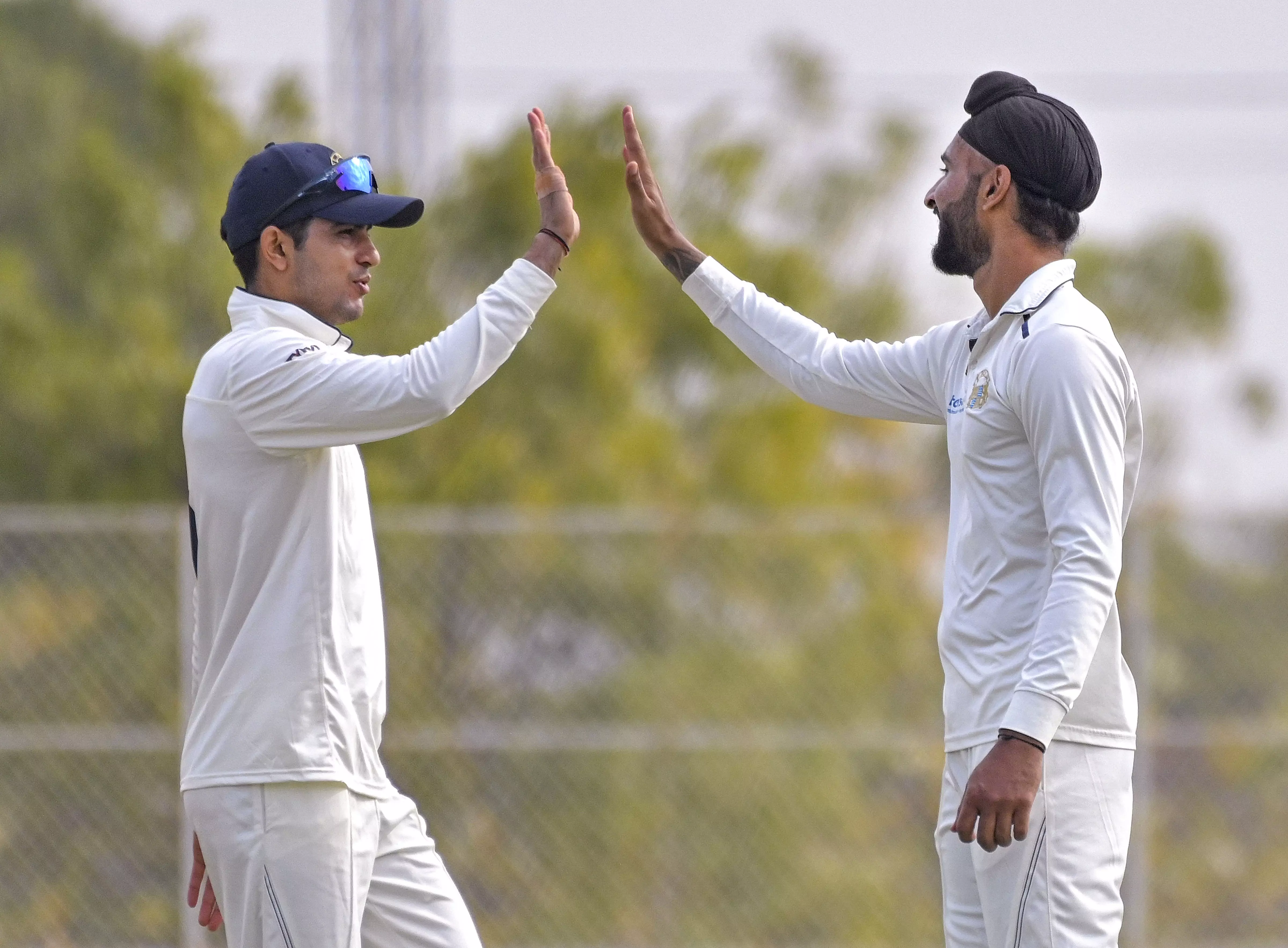 Gill Fails Again as Saurashtra Hammer Punjab by 194 Runs Gill Fails Again as Saurashtra Hammer Punjab by 194 Runs