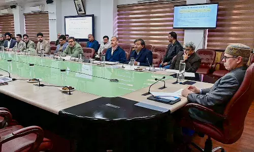 Omar Abdullah Chairs J&K Pre-Budget Meet for 2026–27