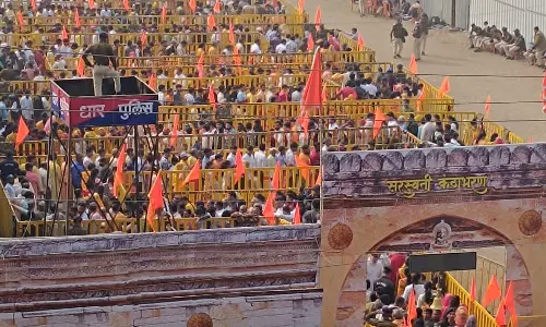 Basant Panchami Puja Begins at Bhojshala in Dhar Under Tight Security Basant Panchami Puja Begins at Bhojshala in Dhar Under Tight Security