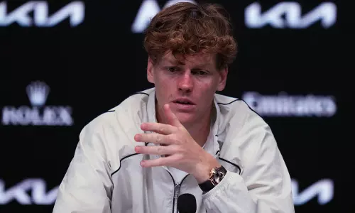 Sinner Overcomes Heat, Cramps to Continue Australian Open Title Defence Sinner Overcomes Heat, Cramps to Continue Australian Open Title Defence