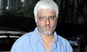 Filmmaker Vikram Bhatt, His Daughter Booked For Cheating Businessman Of Rs 13.5 crore Filmmaker Vikram Bhatt, His Daughter Booked For Cheating Businessman Of Rs 13.5 crore