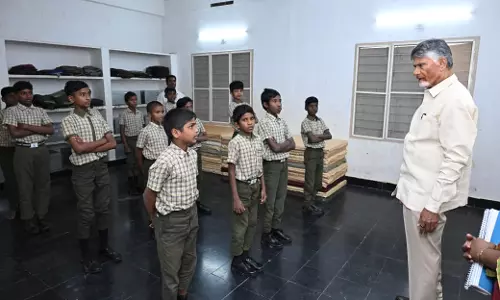 Swachh Andhra: Naidu Sets 2026 Deadline for Waste-Free State