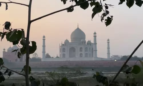 Delhi Air Quality Improves to 150 After Rain, AQI in Moderate Category