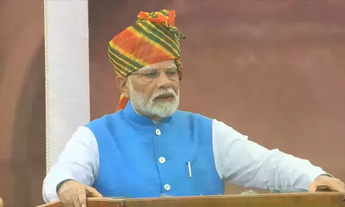 Nation Watches PM Modi’s  Attire as India Celebrates 77th Republic Day