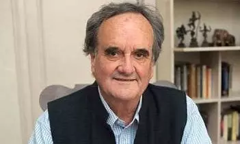 Remembering Mark Tully: A Voice, A Mentor, A Friend