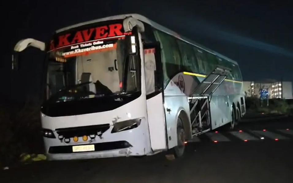 Kaveri Travels Bus Accident Near Kurnool