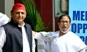 Only Didi Can Counter Onslaught Of BJP In India: Akhilesh After Meeting Mamata Only Didi Can Counter Onslaught Of BJP In India: Akhilesh After Meeting Mamata