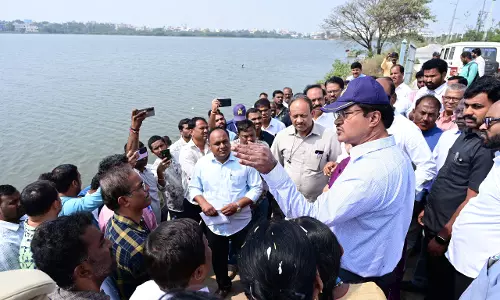 CM Revanth Appreciated HYDRAA’s Efforts in Saving Workers and Engineers From Mir Alam Tank