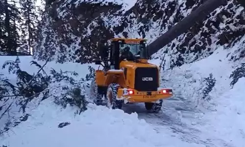 BRO Rescues 60 People Stranded in Heavy Snowfall at Chatergala Pass