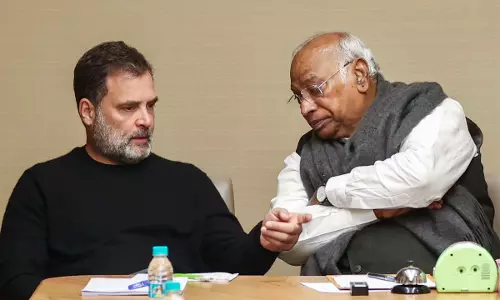 Budget Session: INDIA Bloc MPs to Meet With Kharge, Discuss Floor Strategy Budget Session: INDIA Bloc MPs to Meet With Kharge, Discuss Floor Strategy