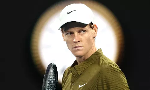 Australian Open: Sinner Sets Up Semi-Final Against Djokovic