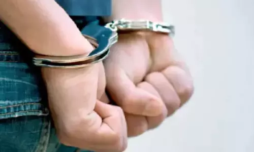 BC Welfare Officer Held For Taking Bribes