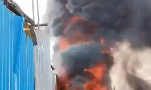 Fire Breaks Out At Idol Makers’ Godown