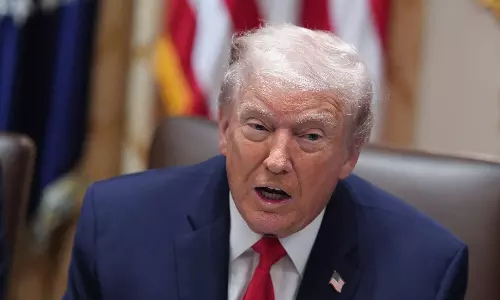 Trump Orders Reopening of Venezuelan Airspace for Commercial Travel