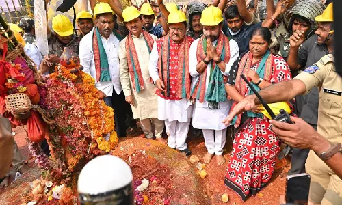 Medaram Jatara Is Tribal Maha Kumbh: Oram