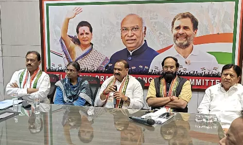 Congress Holds Confidential Meetings on Municipal Elections Congress Holds Confidential Meetings on Municipal Elections