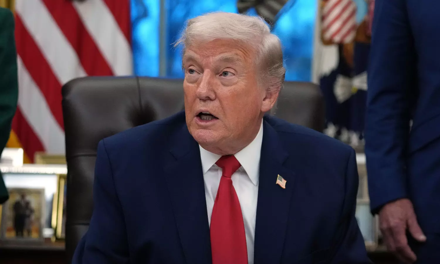 Trump Threatens Canada With 50% Tariff On Aircraft Sold in US