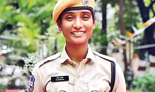 Warangal: Woman Constable Dies by Suicide After Alleged Harassment by Two Men Warangal: Woman Constable Dies by Suicide After Alleged Harassment by Two Men