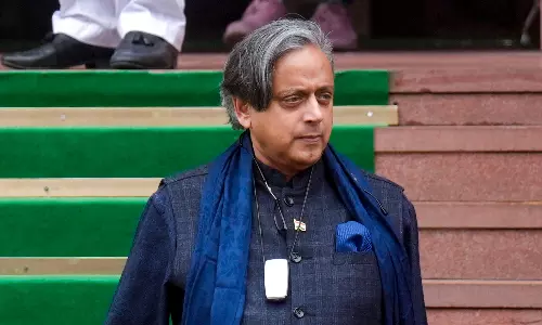 My stand Not Pro-BJP, But Pro-Govt or Pro-India on Certain Issues: Shashi Tharoor