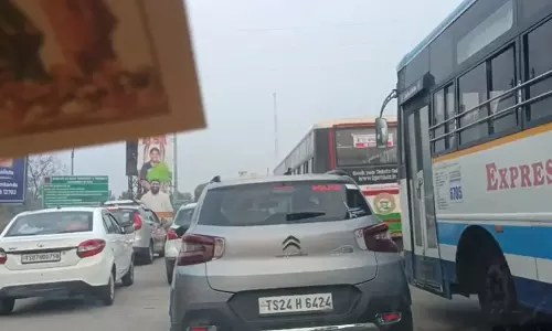 Massive Traffic Jam as Medaram Maha Jatara Draws to a Close