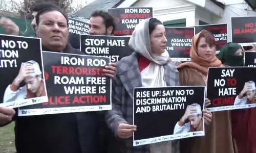 PDP Stages Protest Over Attacks on Kashmiris in Other States